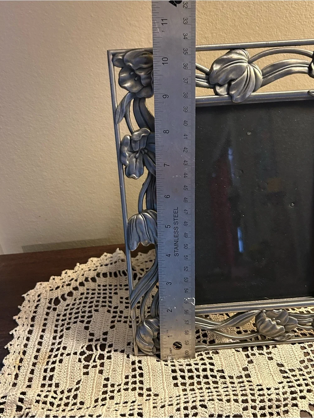 Ornate Pewter Finish Picture Frame Tulip Theme 5x7 Photo